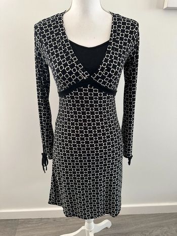Robe bariolée moulante noire et blanche T38 M