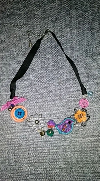 Collier coloré