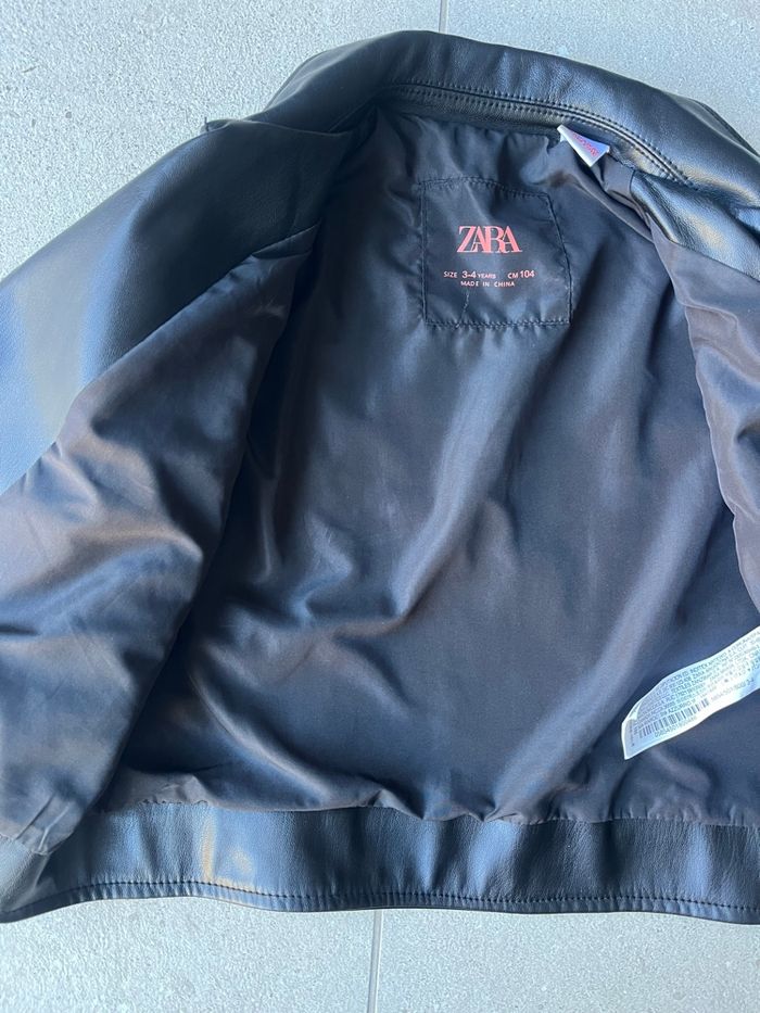 Veste perfecto simili cuir Zara - photo numéro 2