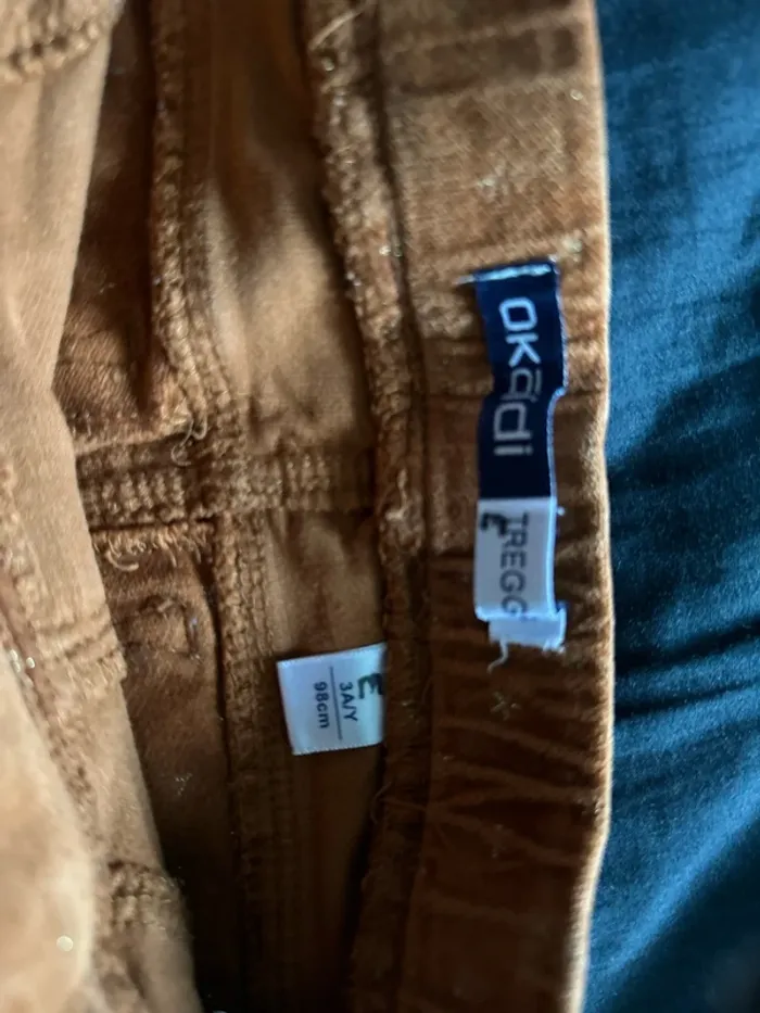 Pantalon effet velour Okaidi en 3 ans - photo numéro 3