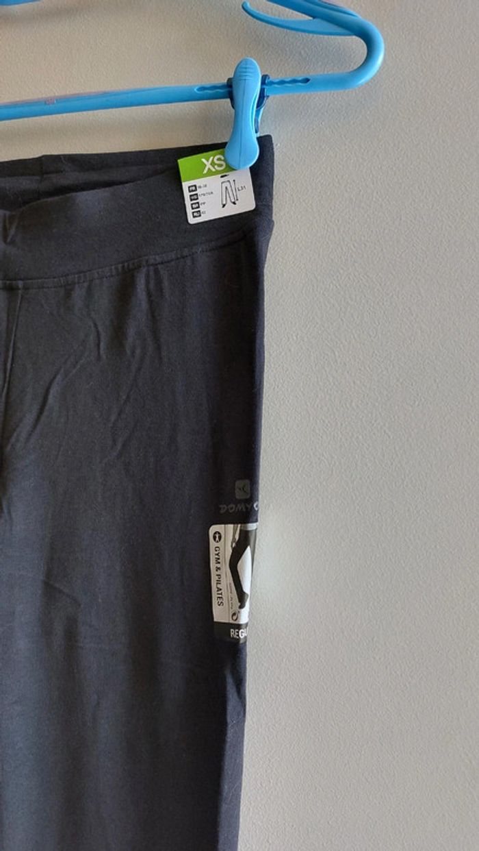 Pantalon de sport DOMYOS taille XS NEUF - photo numéro 2