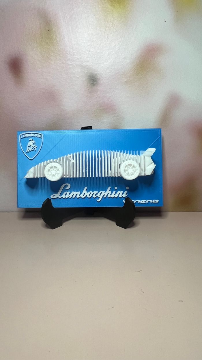 Sculpture lambighini veneno