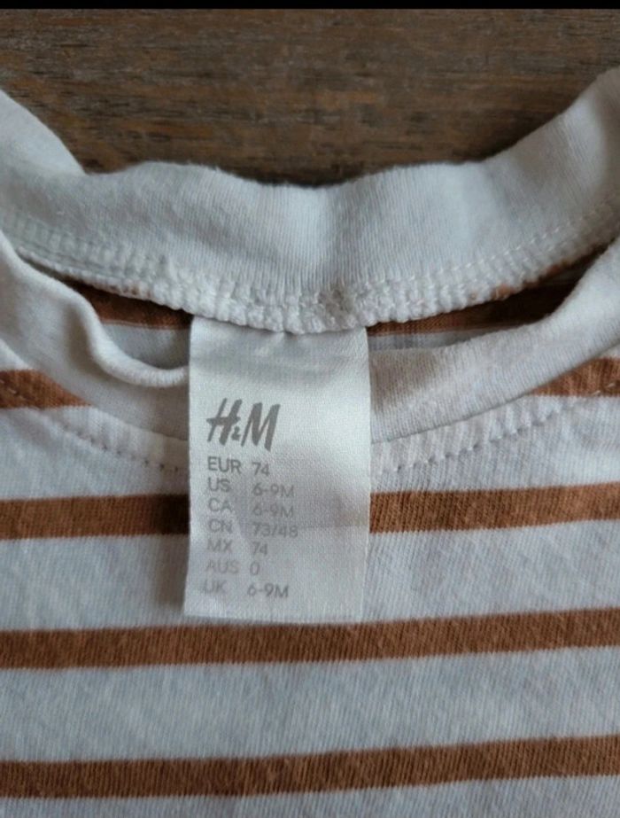 Lot 5 t-shirt 12 mois - photo numéro 3