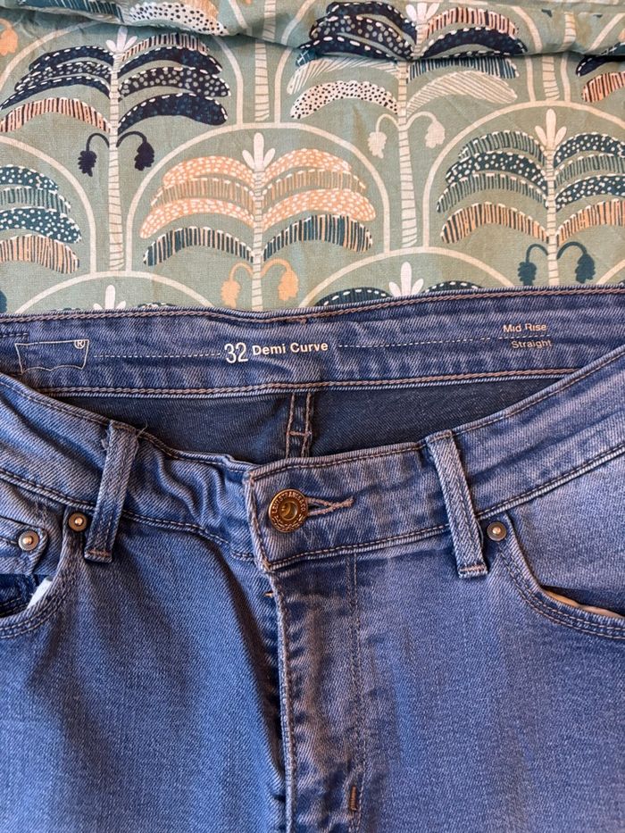 Jeans Lévis femme t42 - photo numéro 3