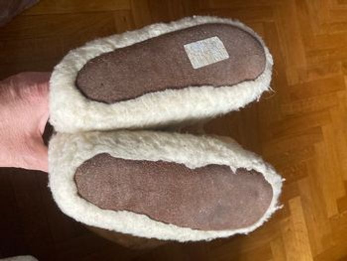 Empereur chaussons pantoufles « pieds de mouton » pointure 25/26 très bon état - photo numéro 3