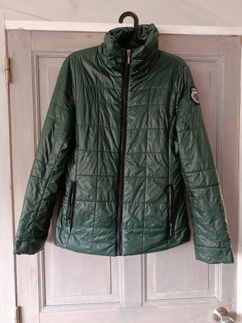 Doudoune fine (taille 42)