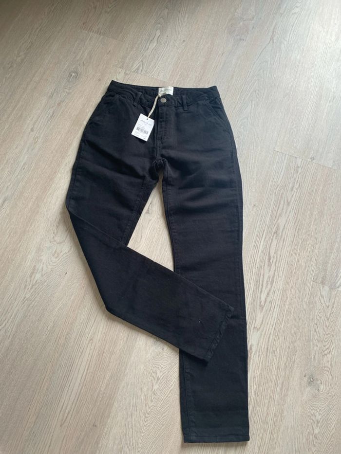 Pantalon Jean noir modèle Farel taille 36 Maison du monde Neuf val 79