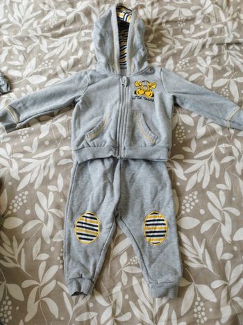 Ensemble jogging winnie