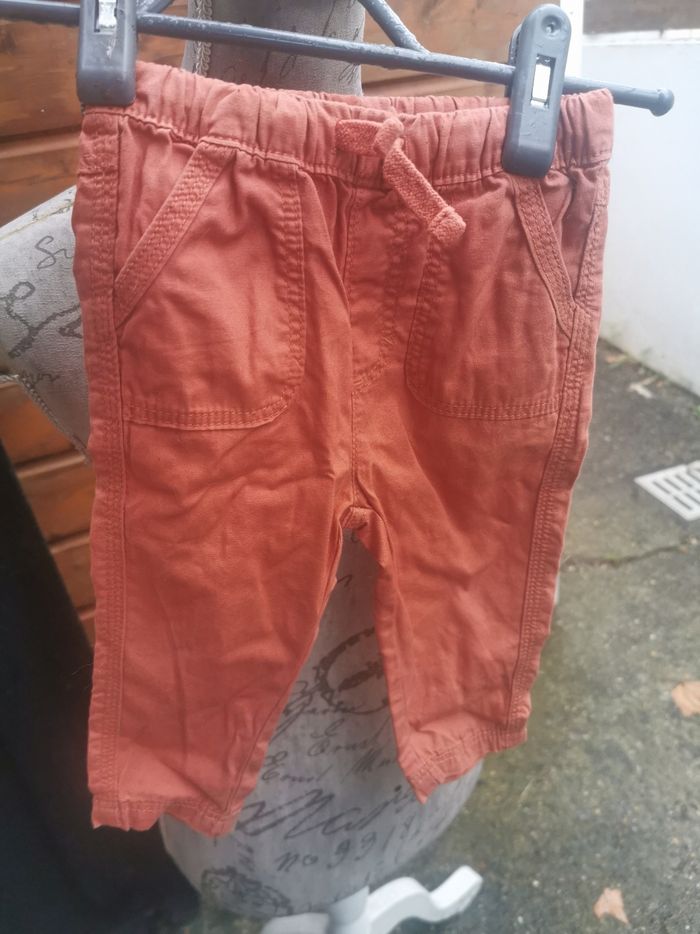 Pantalon kiabi 12 mois