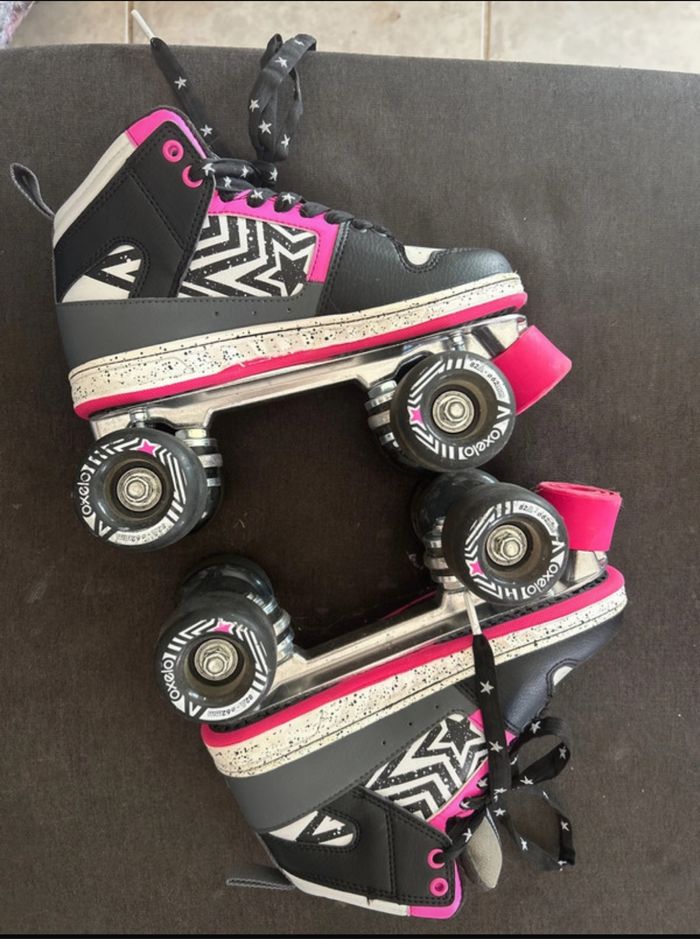 Patins à roulettes comme neuf - photo numéro 2