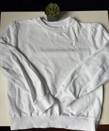 Pull blanc avec un cœur doré Kiabi