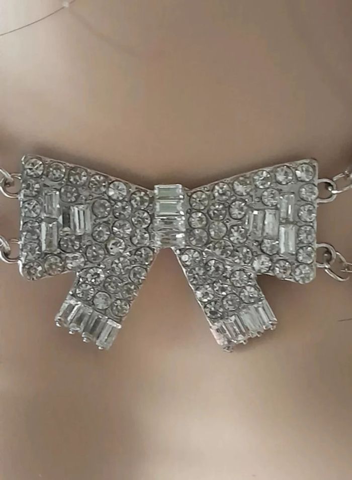 Collier de perles, 2 rangées avec noeud incrusté de strass - photo numéro 4