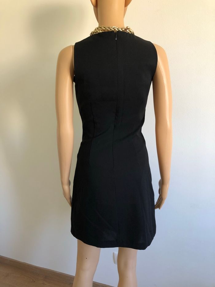 Robe noire neuve sans manches Morgan taille 34 (valeur 65€) avec défaut - photo numéro 5
