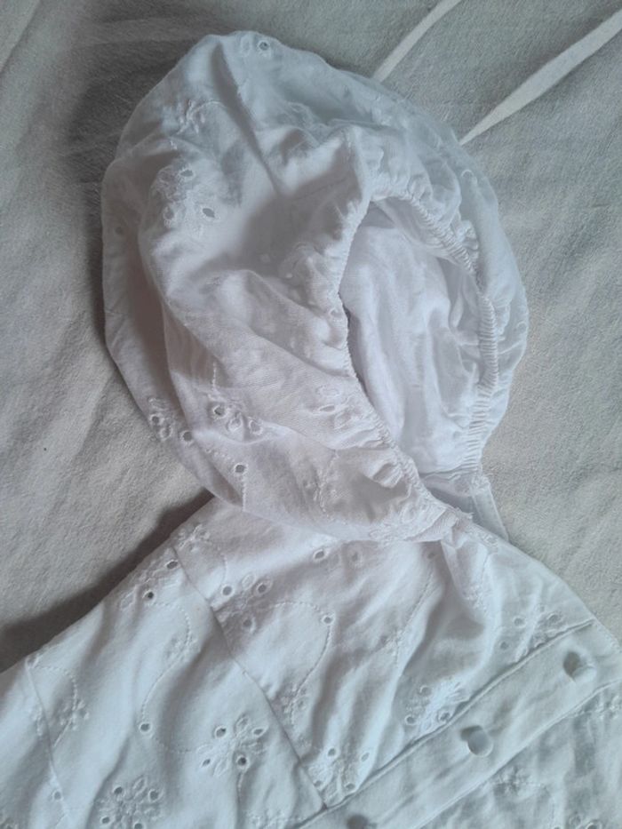 Robe broderie anglaise Asos Design neuve sans etiquette - photo numéro 3