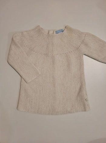 Robe avec fils dorés