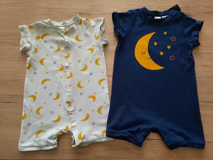 Lot de 76 vêtements été en taille 12 mois - photo numéro 10