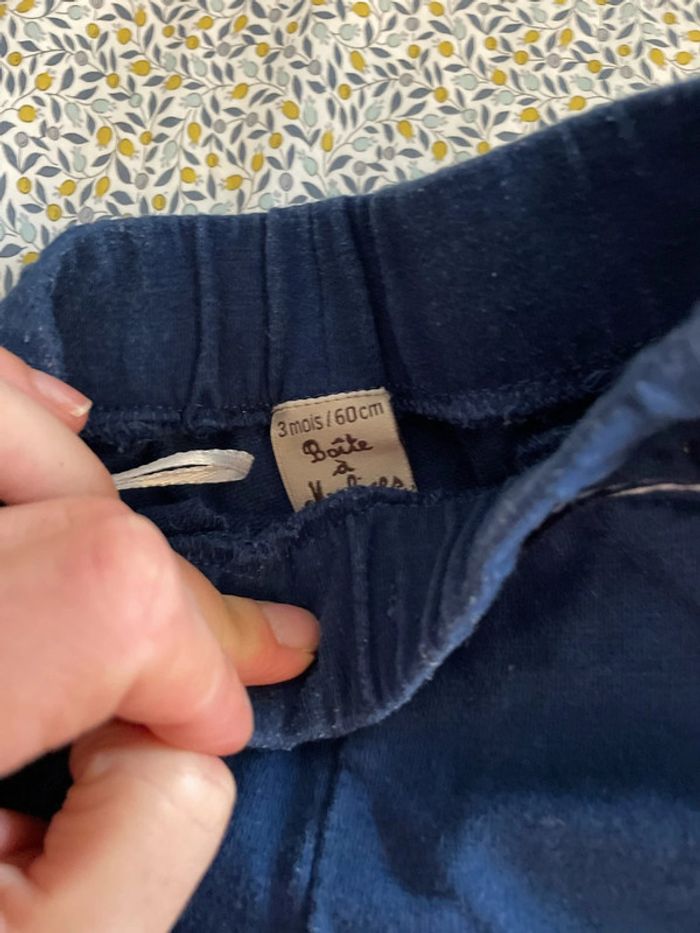 Lot pantalon 3 mois - photo numéro 2