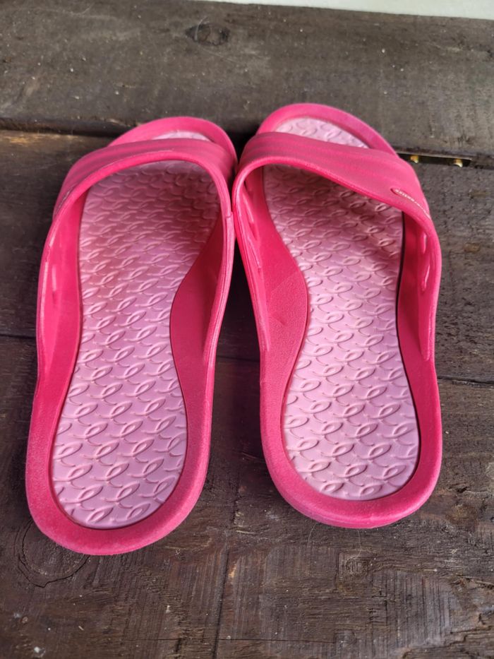 Claquette de plage rose - photo numéro 3