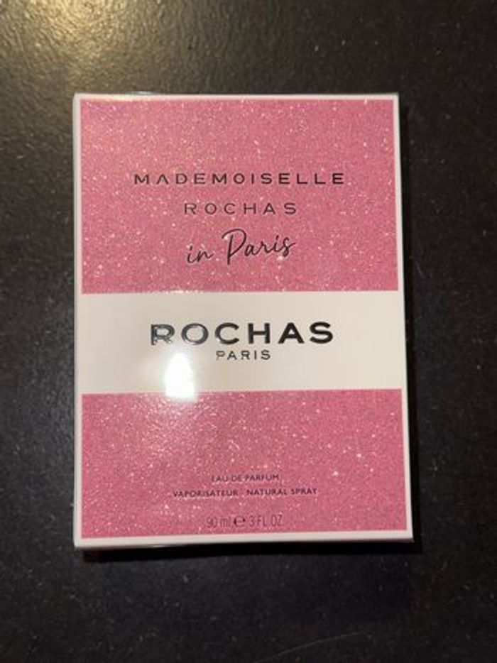 Rochas mademoiselle in Paris - photo numéro 3
