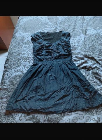 Superbe robe noire Naf Naf