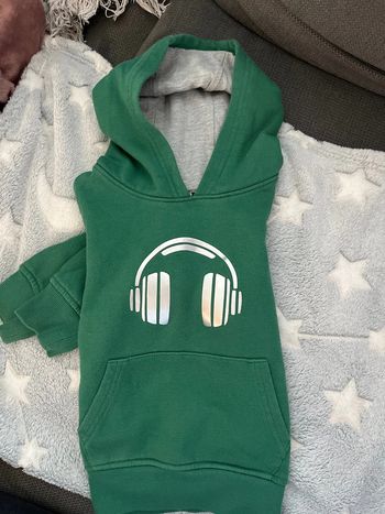 Sweat vert à capuche