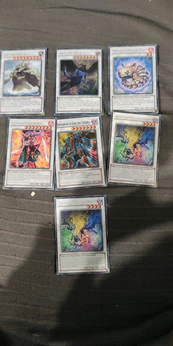 Lot de 7 cartes Yu-Gi-Oh