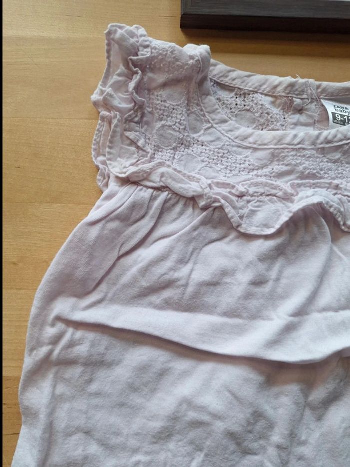 T-shirt manches courtes pour fille taille 12mois marque zara baby très bon état - photo numéro 2