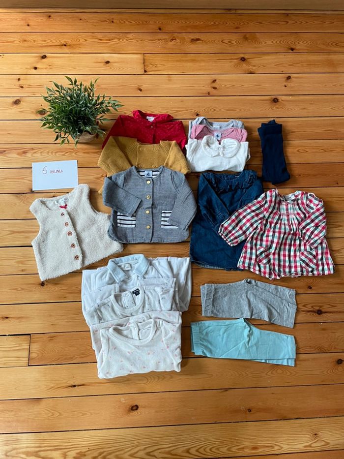 Lot de vêtements filles 6 mois