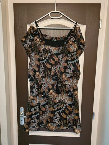 Robe Resserrée à la taille