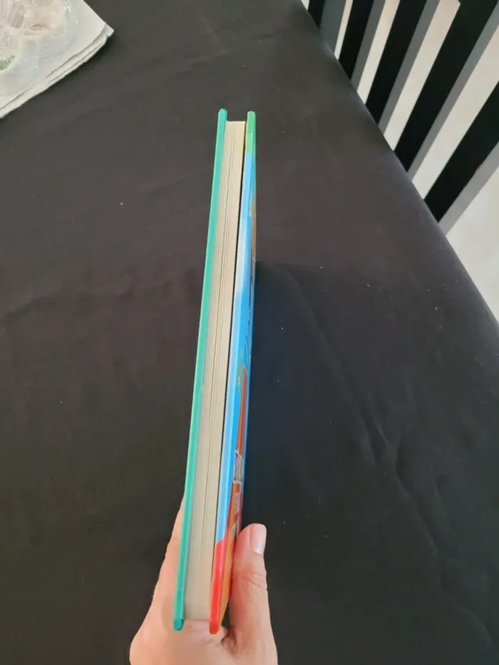 Livre le merveilleux voyage de p'tit loup auzou éveil volets - photo numéro 4