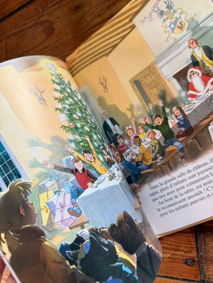 Couverture claire TBE LE Noël de Caroline Pierre Probst livre Hachette Jeunesse - photo numéro 3