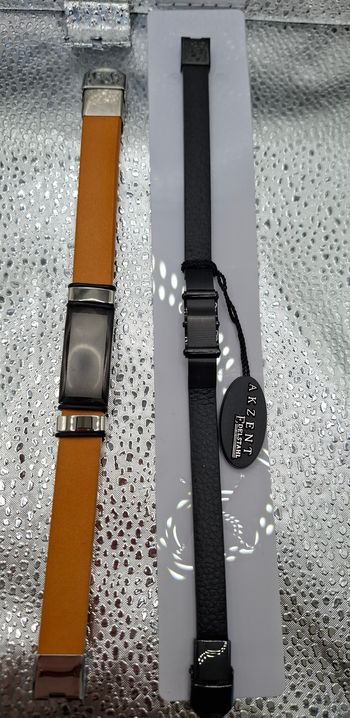 Lot 2 bracelets homme cuir et acier inoxydable - Akzent