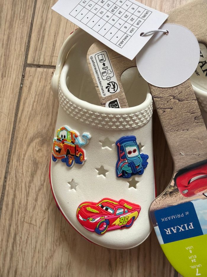Crocs sabots Cars Disney pixar Taille 24 - photo numéro 2