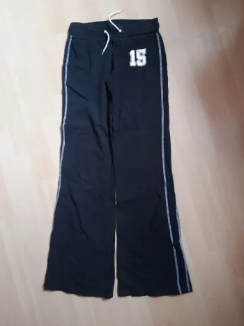 Pantalon de survêtement noir C&A - Taille 16 ans - Bandes latérales et numéro 15