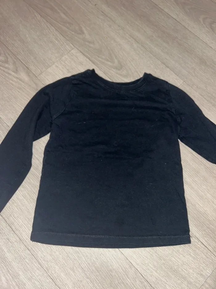 Tee shirt