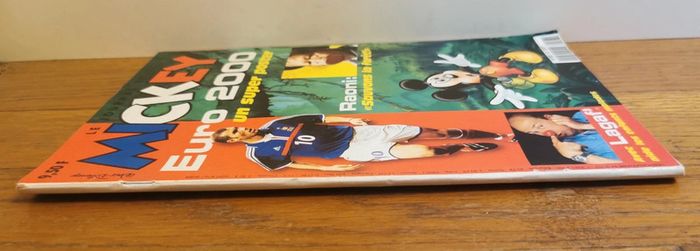Ancien journal de mickey avec poster euro 2000- Zidane N°2503 vintage - photo numéro 13