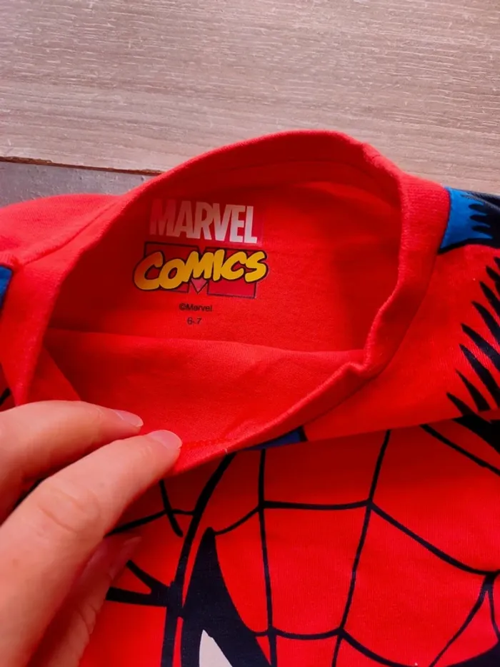 Tee-shirt Marvel 6-7 ans - photo numéro 3