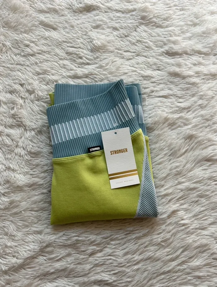 Short Stronger - photo numéro 3