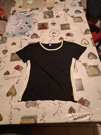 T-shirt homme taille 38 , marque train d'enfer