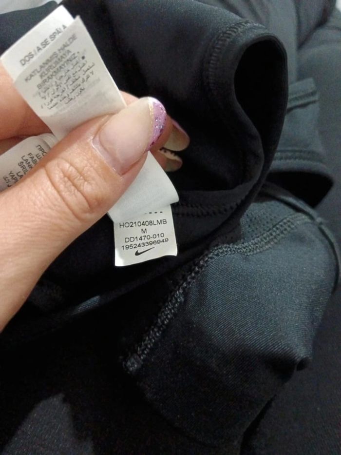 C61 brassière noir Nike M - photo numéro 4