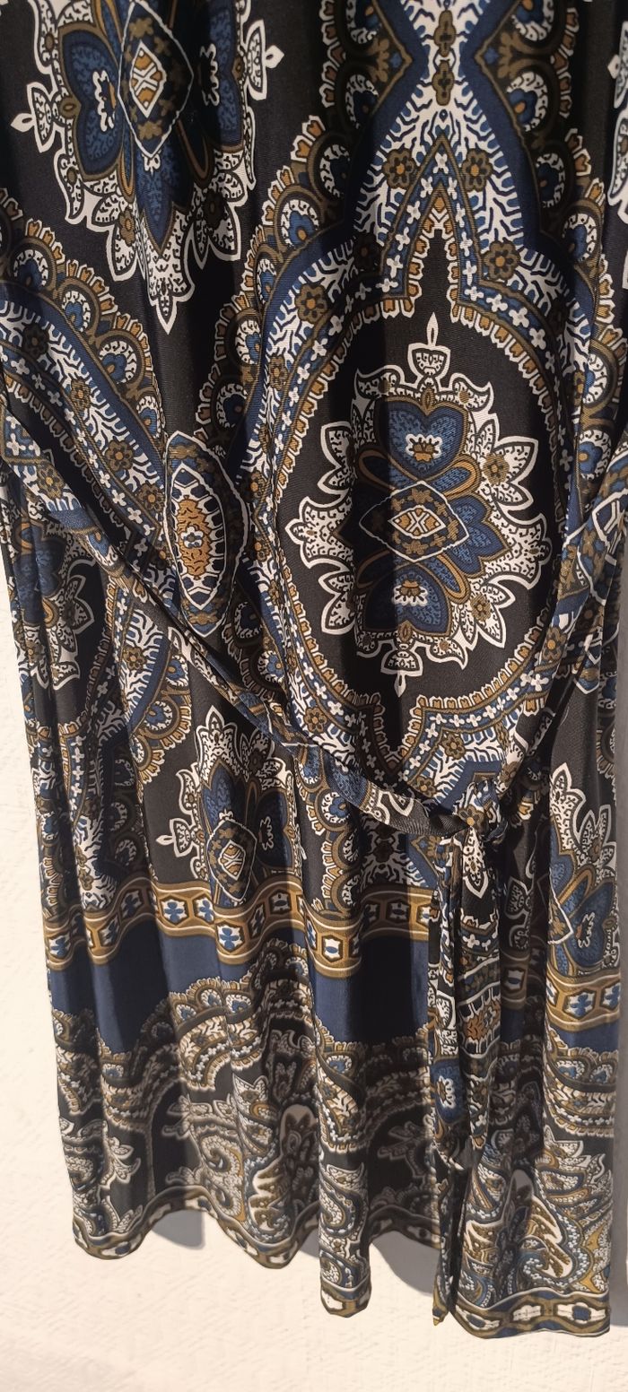 Robe imprimée col perlé – LolaLiza – Taille 38 - photo numéro 2