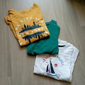 Lot de 3 Tshirts ML 8 ans