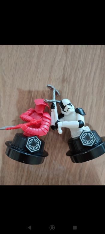 Lot de 2 figurines star wars