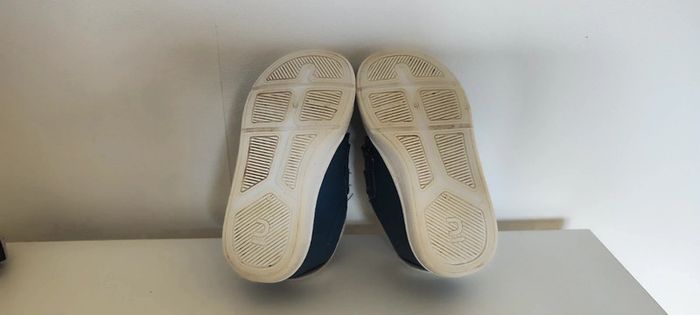 Chaussures Decathlon Taille 23 - photo numéro 6