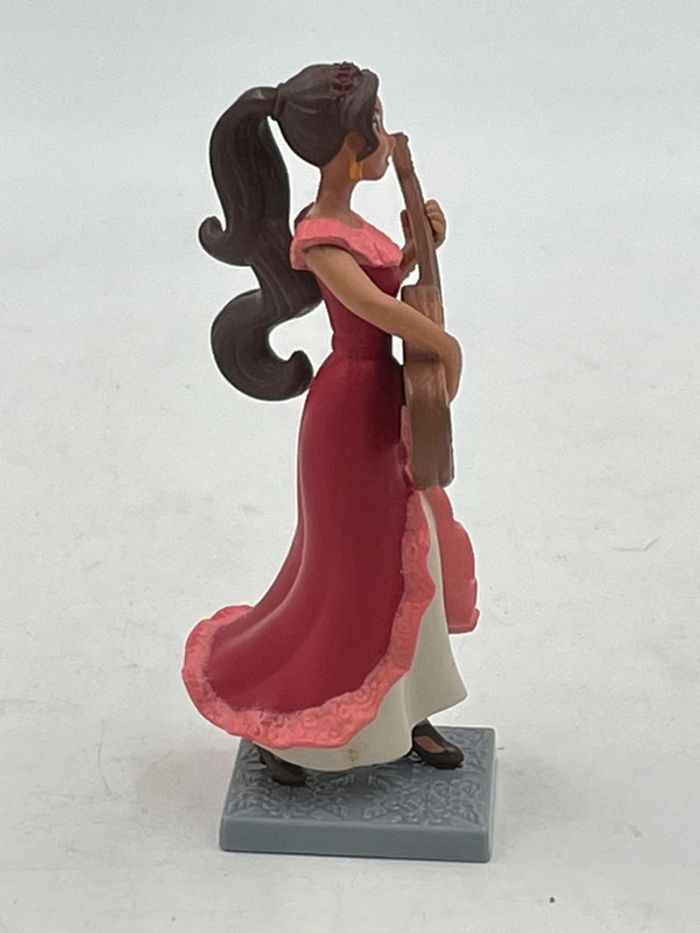 Figurine Disney Princesse Elena Avalor Jakks Pacific 10,5 cm - photo numéro 2