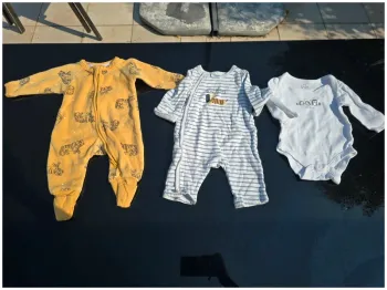 Pyjamas et body garçon 1 mois