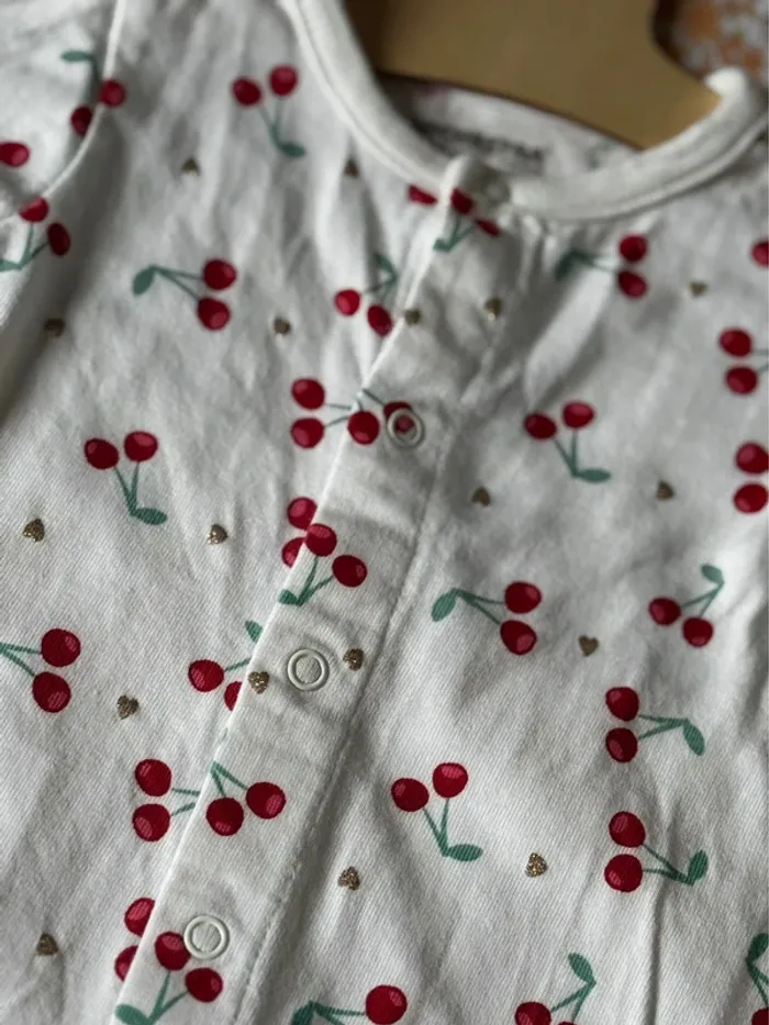Pyjamas cerise tape à l’oeil - photo numéro 2