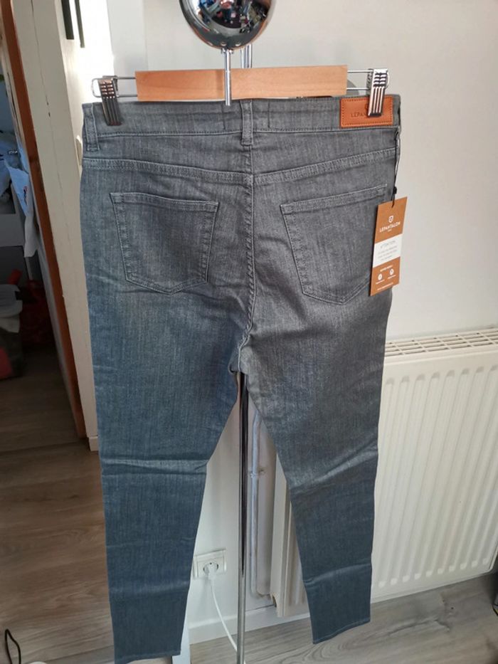 Jean gris T40 Le Pantalon neuf - photo numéro 2