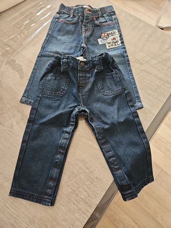 Lot de 2 jeans 18 mois
