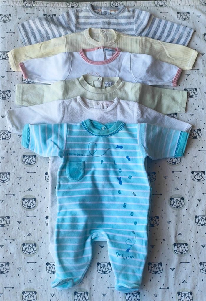 Lot de pyjamas taille 1 mois - photo numéro 2